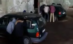 Sexy pornos allemands tranny avoir un beau spectacle chaud