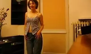 HD-Passion - hd french vintage porno gros seins Holly prend une grosse bite