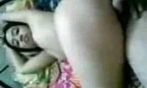 Gangbang avec une fille en french vintage porno vidéo amateur avec beaucoup d'éjaculations sur le visage