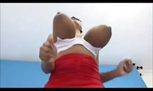 Timide ringard adolescent Mia spectacles porno bien francais de elle curvy seins